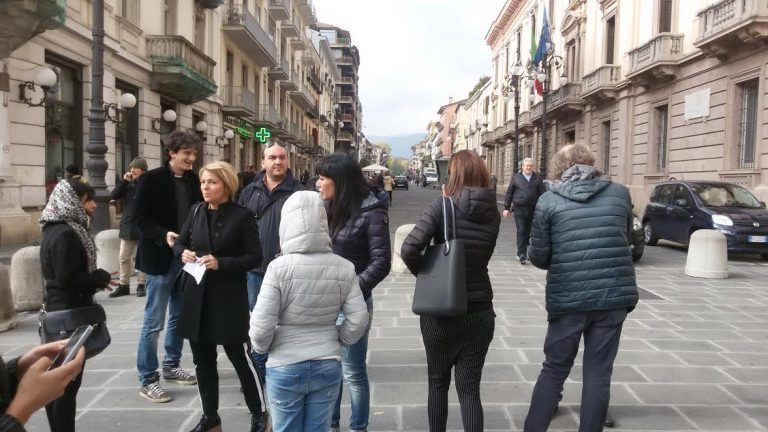 Caos Cocchia, genitori in Prefettura: spunta una nuova ipotesi