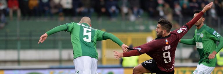 Avellino Calcio – Salernitana, Bollini prepara il derby in ritiro