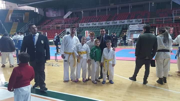 Campionato regionale Acli di karate, incetta di medaglie per la a.s.d. Bellessere