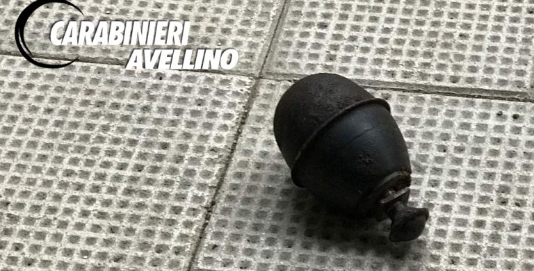 FOTO/ Bomba a mano nascosta in cantina, in manette un 50enne