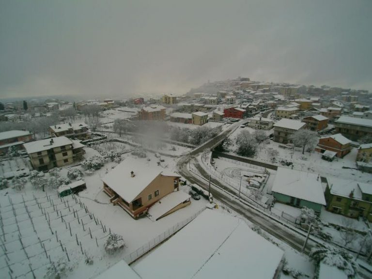 VIDEO/ Lo spettacolo dell’Irpinia innevata: le riprese dall’alto con un drone
