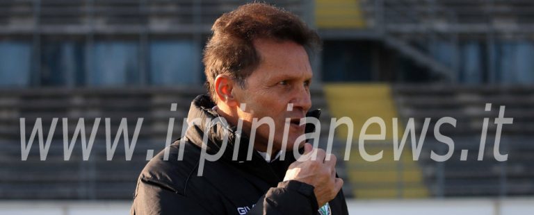 Brescia-Avellino 2-3, Novellino assolve la difesa: “Penalizzata dal sole”