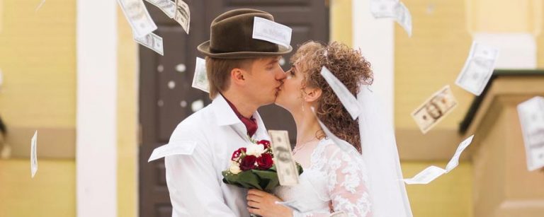 Calcolo della “busta”: ecco l’algoritmo per la giusta cifra da recapitare agli sposi