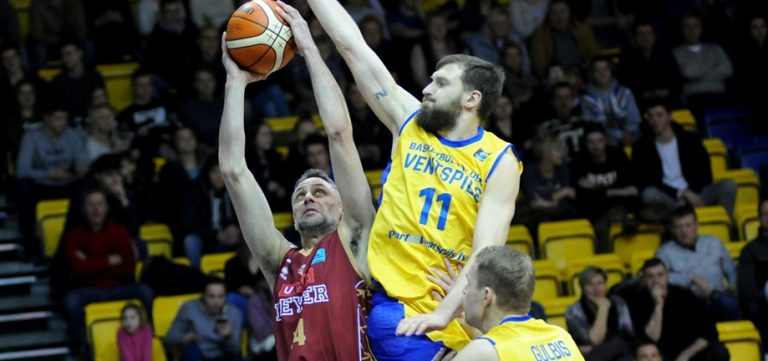 Champions, il derby è servito. Venezia rimonta Ventspils e punta la Sidigas