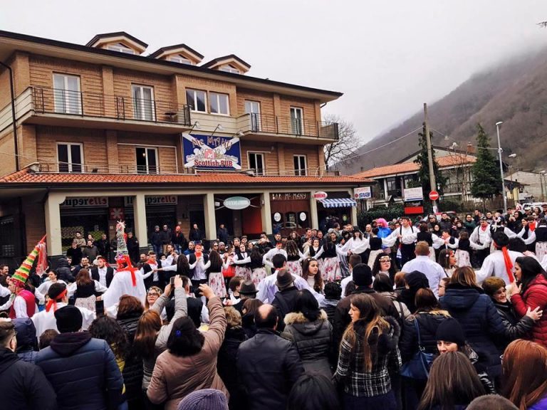 FOTO/ Grande successo per il ritorno del Carnevale volturarese