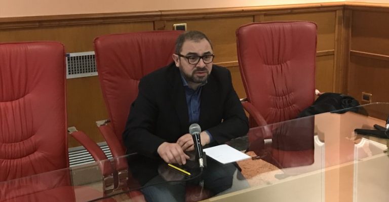 “SiPuò vincere stavolta, stanchi di Foti”: città, Giordano chiama a raccolta la Sinistra