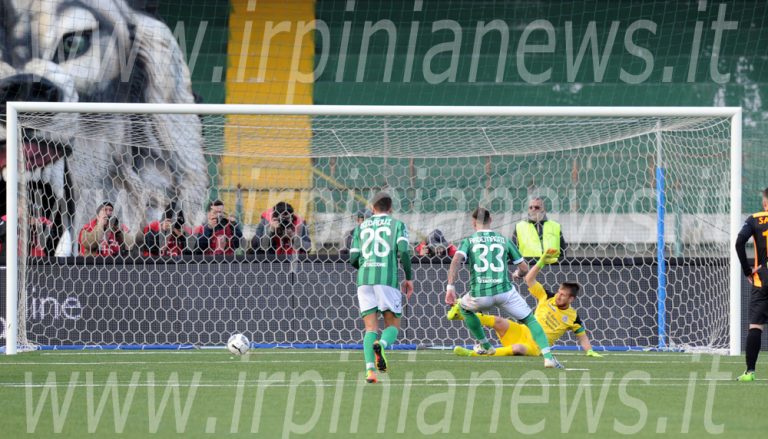 Avellino, rigore ok: Ardemagni riprende il Novara. Rivivi il live