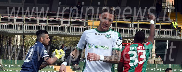 L’Avellino sbanda ancora: a Terni è una Caporetto. Rivivi il live
