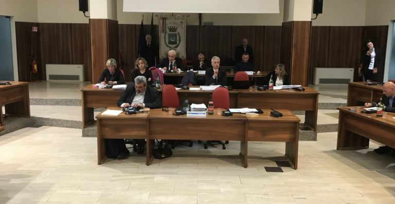 L’Area Vasta passa l’esame dell’Aula: 18 voti favorevoli, Avellino è dentro la convenzione