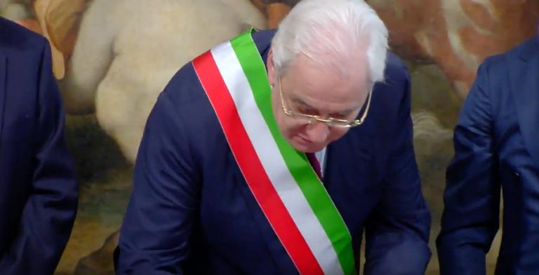 Comune Avellino, Bilancio 2013: nuovo avviso di garanzia per Foti
