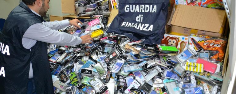 Giocattoli pericolosi dalla Cina, sequestri ad Avellino, Montoro e Baiano