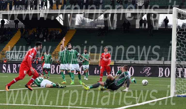 L’Avellino perde la testa: il Perugia passeggia al Partenio. Rivivi il live