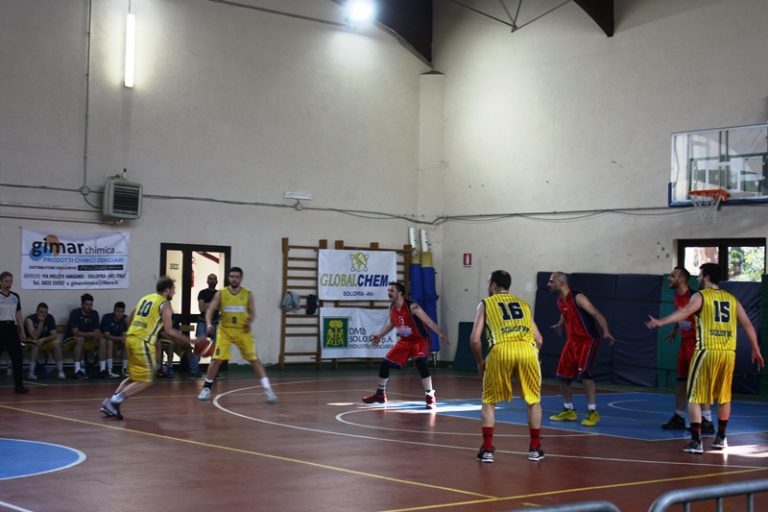 Il Cab Solofra soffre ma supera Capo Miseno in gara 1 dei quarti playoff