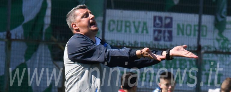 Camplone avverte il Cesena: “L’Avellino ha grande carattere”