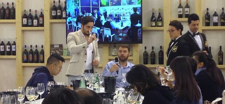 “Interfaccia con mercati esteri e promozione del territorio”: Cantine Macchie si prepara al Vinitaly