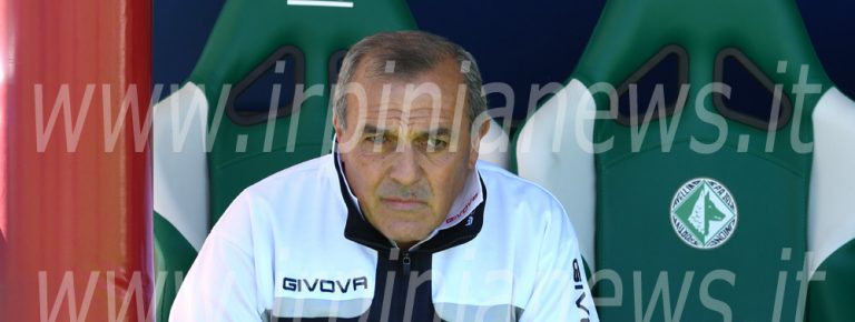 Castori accende la sfida: “Avellino poco ospitale per gli avversari”