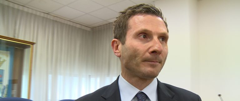 Avellino Calcio – De Vito su Novellino: “La società ha i mezzi per trattenerlo”