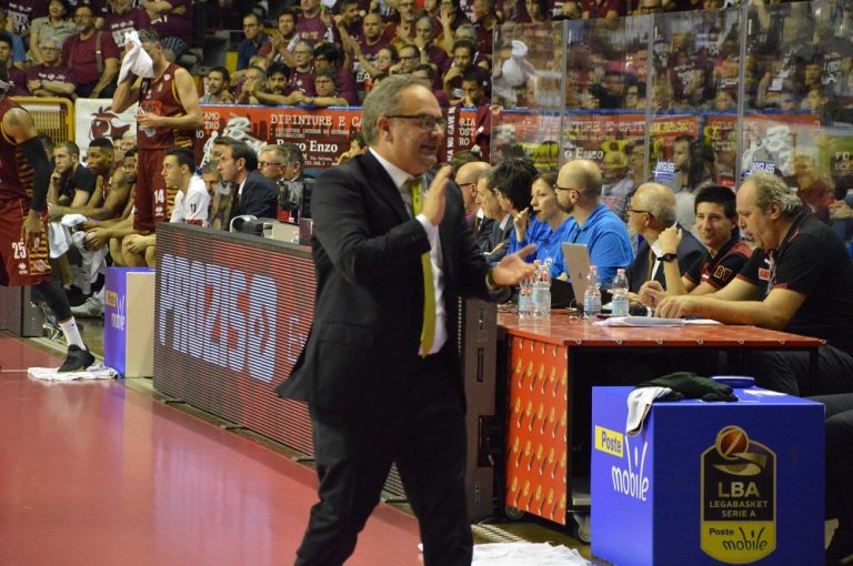 Sacripanti predica calma: “Resettiamo tutto, ma col 3-0 in casa siamo in finale”