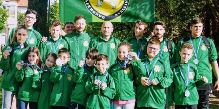 Asd Taekwondo Avellino, 13 medaglie a Riccione per i lupi di Iuliano