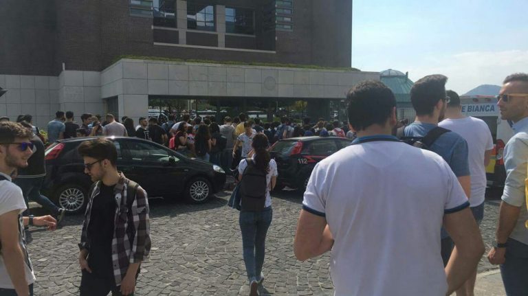 Choc all’Università di Fisciano, studente si suicida in biblioteca