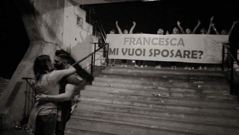 Avellino Calcio – Mi vuoi sposare? L’amore sui gradoni della Curva Sud