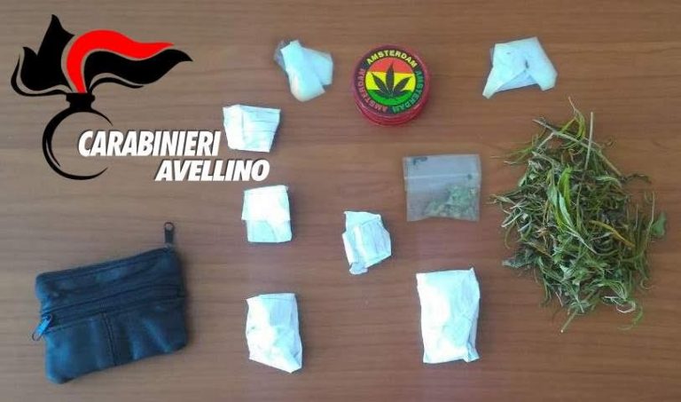 Mirabella – Spacciano davanti alla scuola: due minorenni arrestati