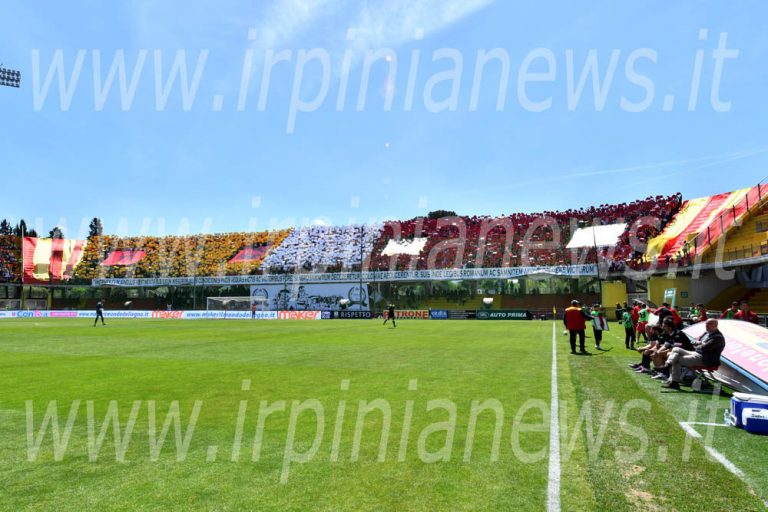 Aggredito uno steward allo stadio ‘Vigorito’: deferiti due giovani