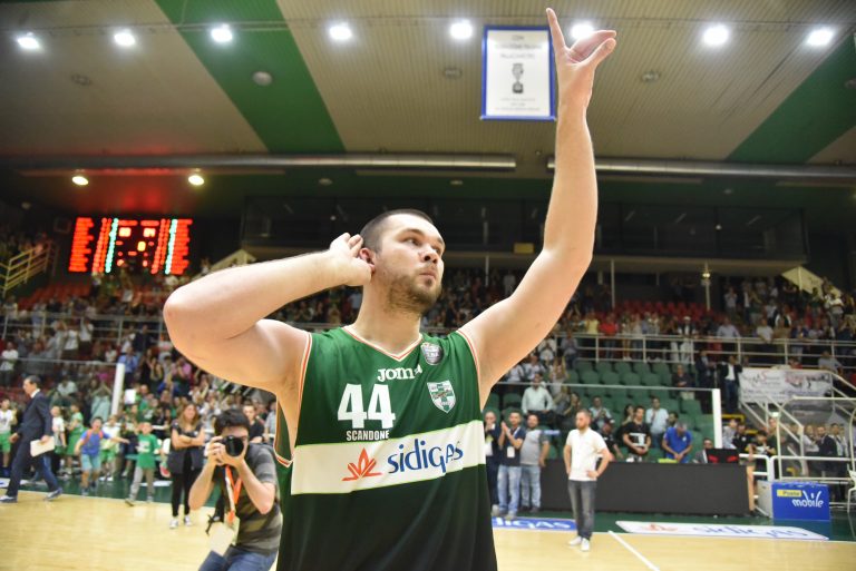 Sidigas Avellino: Kyrylo Fesenko dice “si”, il matrimonio continua