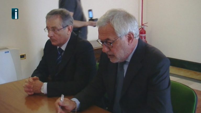 VIDEO/ Numero chiuso e veto alla stampa: Avellino accoglie il nuovo Vescovo