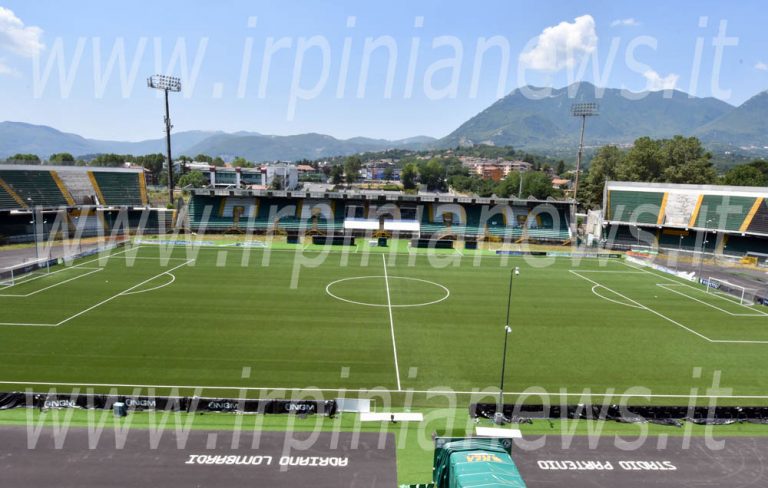Calcio Avellino, slitta la firma per il Partenio-Lombardi