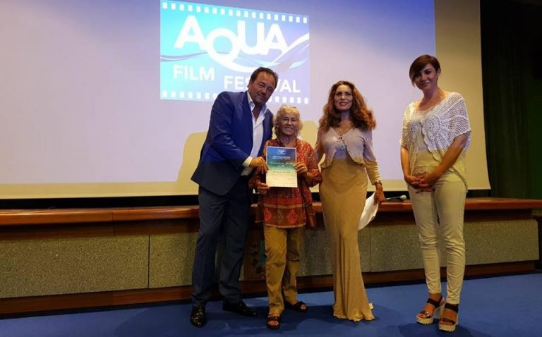 Ad “Aqua” Film Festival trionfa l’Irpinia: menzione speciale per “Il Bacio Azzurro” di Pino Tordiglione
