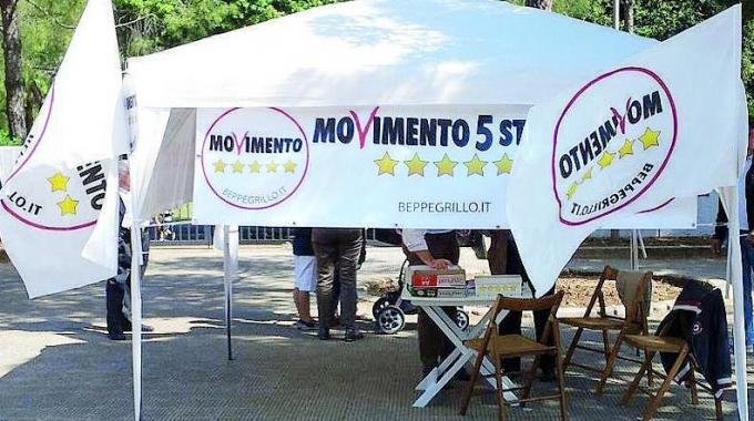 Gazebo in Piazza per scegliere i prossimi assessori di Avellino: l’iniziativa del M5S