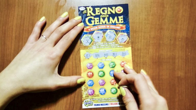 La dea bendata bacia Ariano Irpino, 2 milioni di euro per una fortunata giocatrice