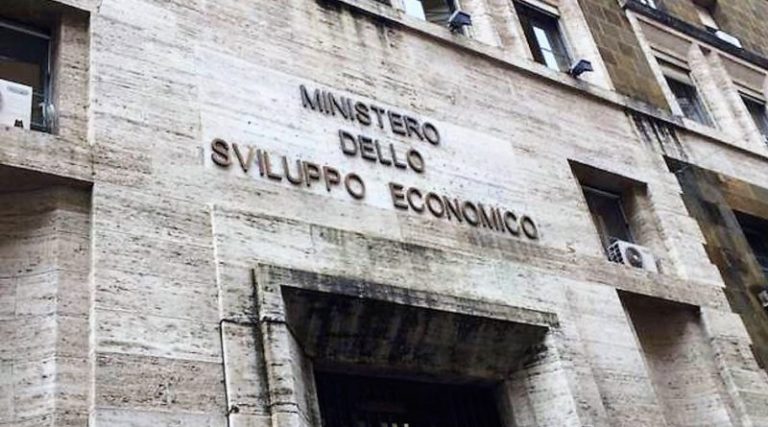 I bus italiani saranno prodotti anche a Flumeri. I.I.A., dal Mise la fumata bianca