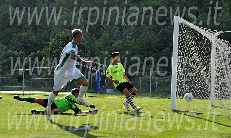 DIARIO DAL RITIRO/ Avellino, goleada al Team Umbria con Ardemagni scatenato