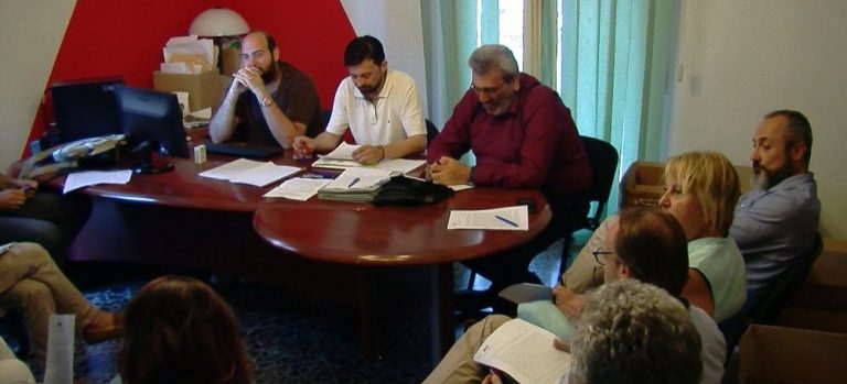 Pd verso il congresso: stabilita la road map, ma decariani e festiani annunciano ricorso