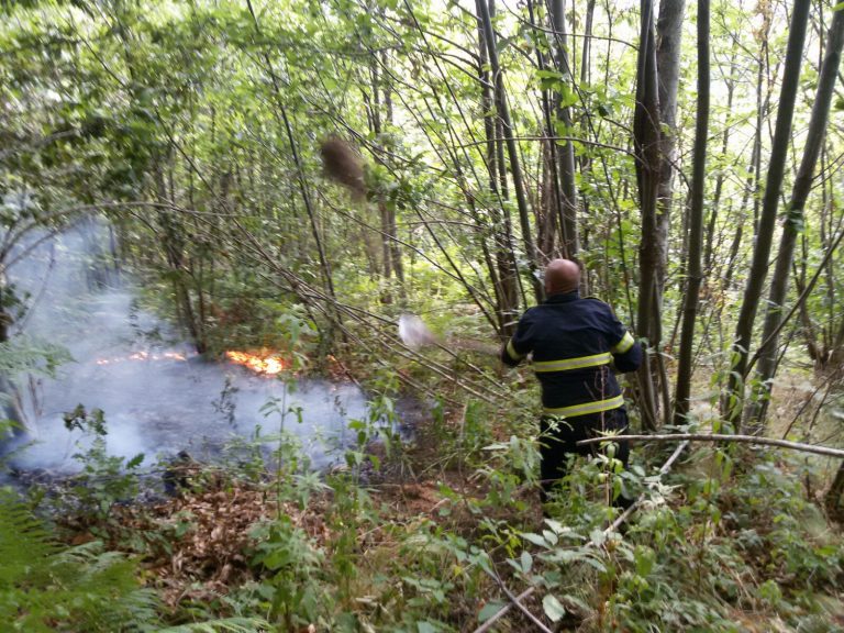 VIDEO/ Montevergine continua a bruciare, la mappa dei roghi in Irpinia