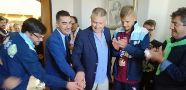 La Vis Ariano accolta a Palazzo di Città dal Sindaco Gambacorta