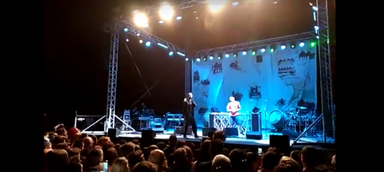 VIDEO/ In 12mila a Venticano per il concerto di Enzo Avitabile e Rocco Hunt