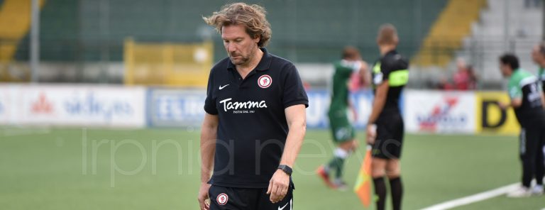 Stroppa: “Porte chiuse un bel problema per il Foggia”