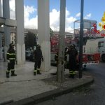 vigili del fuoco palo pericolante tribunale (7)