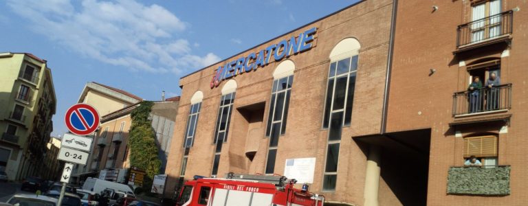 Ex Mercatone pronto per fine estate
