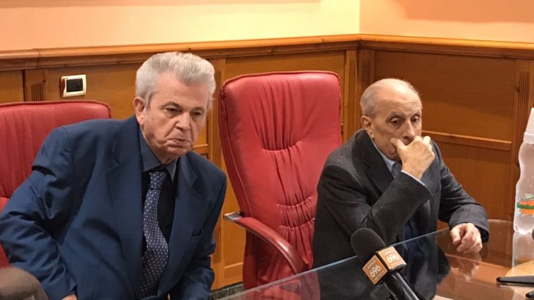 “Coalizzati con il popolo, perché la città viva”: Avellino ha il suo primo candidato sindaco