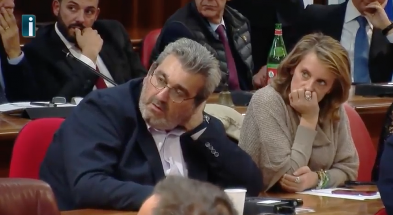 Servizio mensa, Gambardella: “Basta alibi, occorre il coraggio di una decisione”