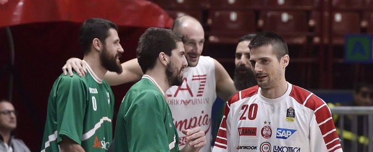 VIDEO/ La Sidigas non muore mai e si aggiudica la gara infinita, sbancato il Forum