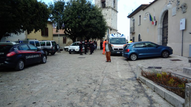 Lite in piazza a Montefusco: arrestato patrigno violento