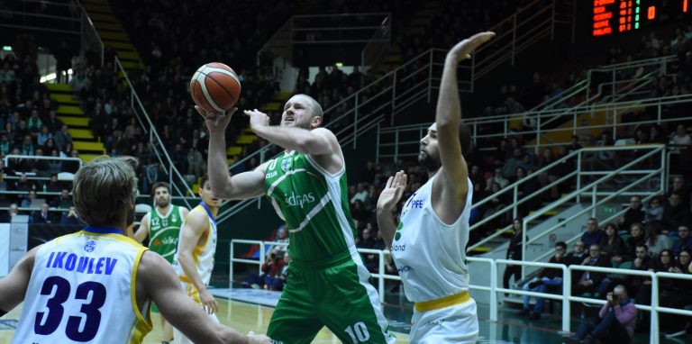 La Sidigas chiude l’anno coi botti, il secondo posto resta dei biancoverdi