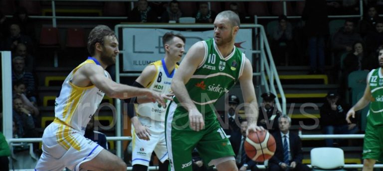 L’Orlandina china il capo all’overtime: nello stretto passa Avellino