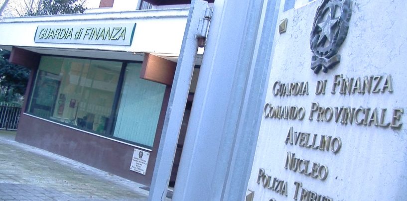 Furbetti del badge al Genio Civile di Avellino: c’era chi al lavoro non si presentava proprio