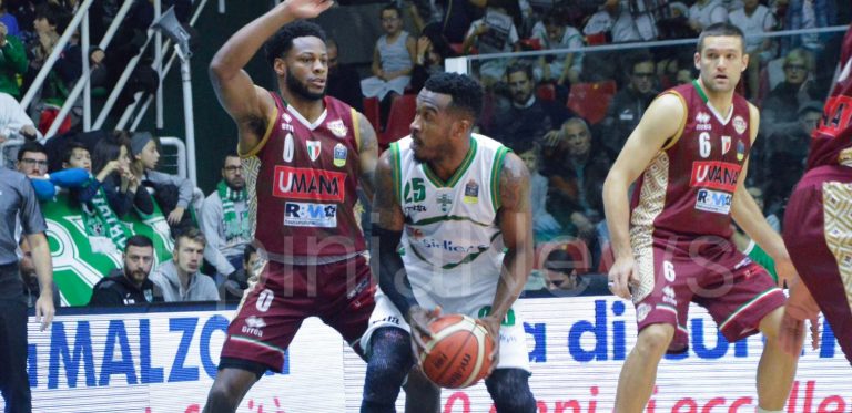 Pasqua con la Scandone: posticipata la sfida con la Reyer Venezia